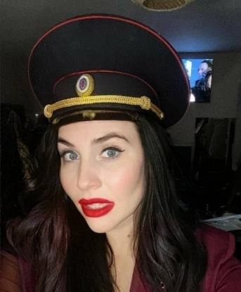 Евгения, 37